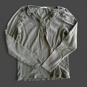 Lucky Brand Women L Green long sleeve top with lace trim #boho #fairycore